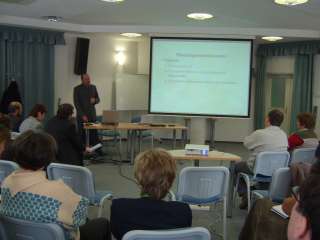 Sta65450 - Vidra Szabó Ferenc előadása.jpg Sta65450 - Vidra Szabó Ferenc előadása.jpg